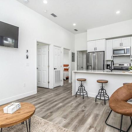 2Br Spacious House In Heart Of West Tampa Eksteriør billede